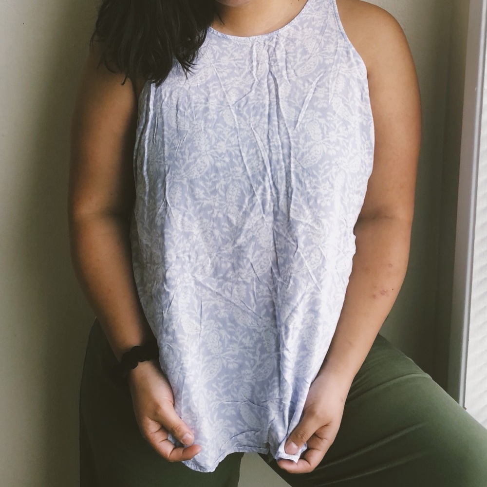 High neck tank